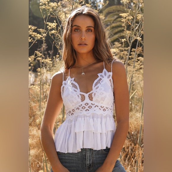 🌟LAST ONE! FREE PEOPLE ADELLA CAMI TANK-White Color-Size Medium - Picture 7 of 16